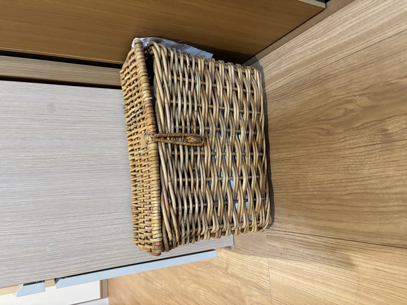 ふた付きスリムバスケット AROROG ｜家具・インテリア通販 Re